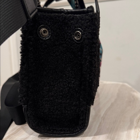 Kurt Geiger Bag Small Faux Shearling Surrey Black Mini Tote - Picture 7 of 17